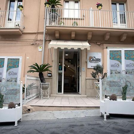 טרופאה Residenza Donna Giovanna מראה חיצוני תמונה