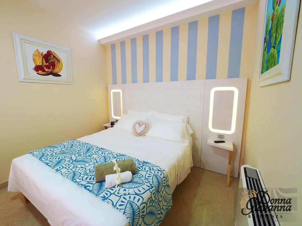 טרופאה Residenza Donna Giovanna מראה חיצוני תמונה