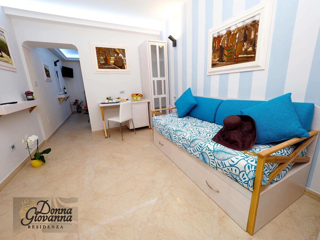 טרופאה Residenza Donna Giovanna מראה חיצוני תמונה
