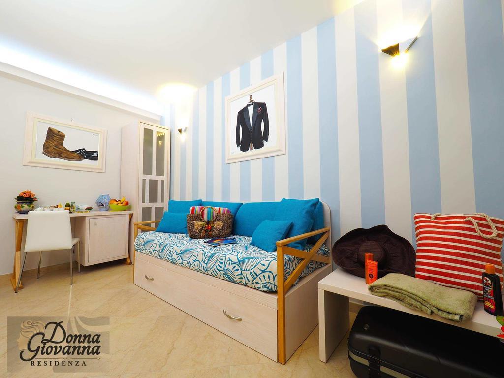 טרופאה Residenza Donna Giovanna מראה חיצוני תמונה