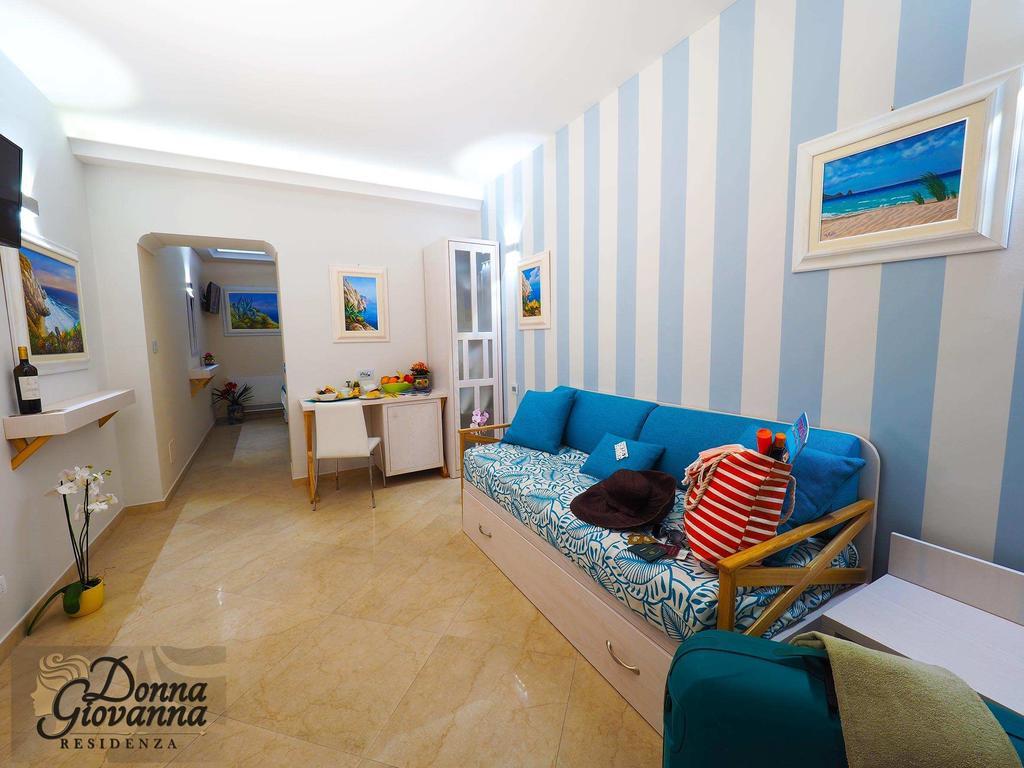 טרופאה Residenza Donna Giovanna מראה חיצוני תמונה